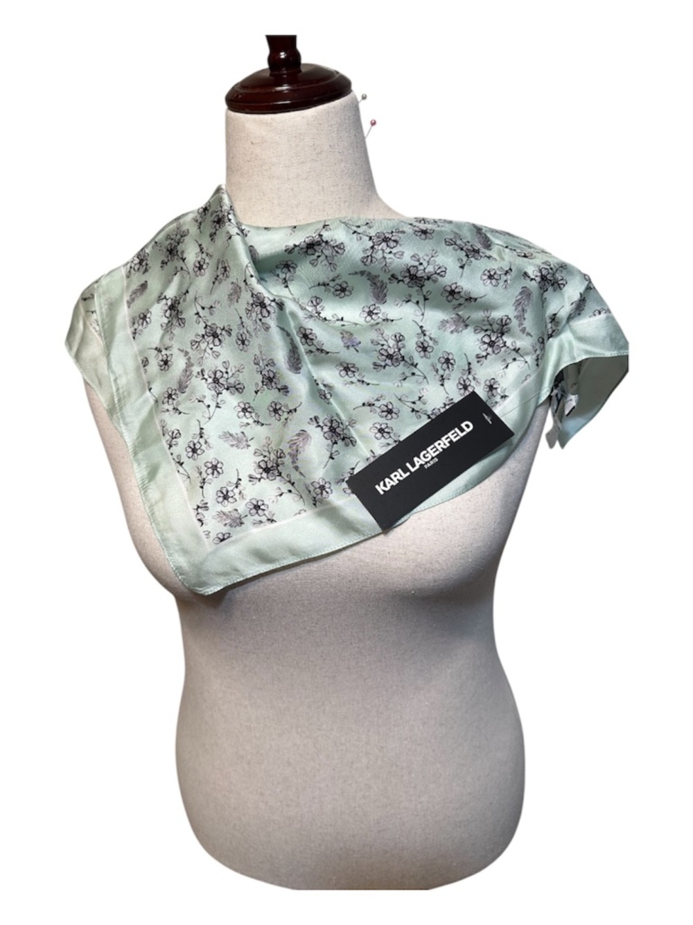 NWT Karl Lagerfeld Paris Mint Green Floral 100% Silk Scarf